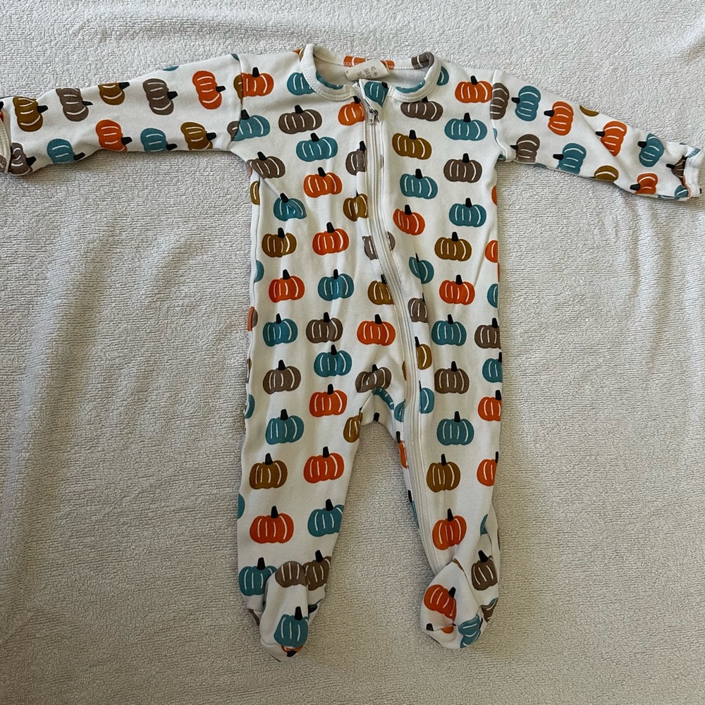 Pumpkin Print Baby Onesie by SIIX with beanie